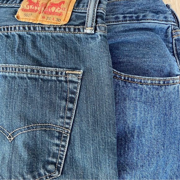 Levi’s Men’s 501 Dark Blue/Grey Wash Denim Orig. Fit Bootcut Jeans Size W31 L30 - Picture 6 of 6